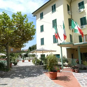 Rita Hotel